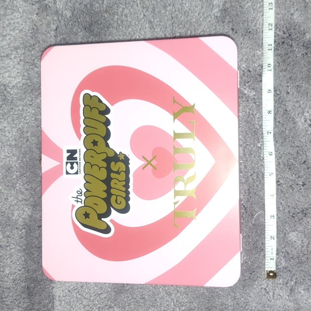 Truly Powerpuff girls metal tin